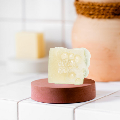 Soin Nettoyant Détente Cellulaire CBD - Savon à froid surgras - 90g