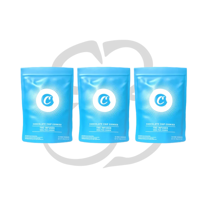 Trois sachets de cookies chocolat COOKIES en format 10 unités, conditionnement souple refermable